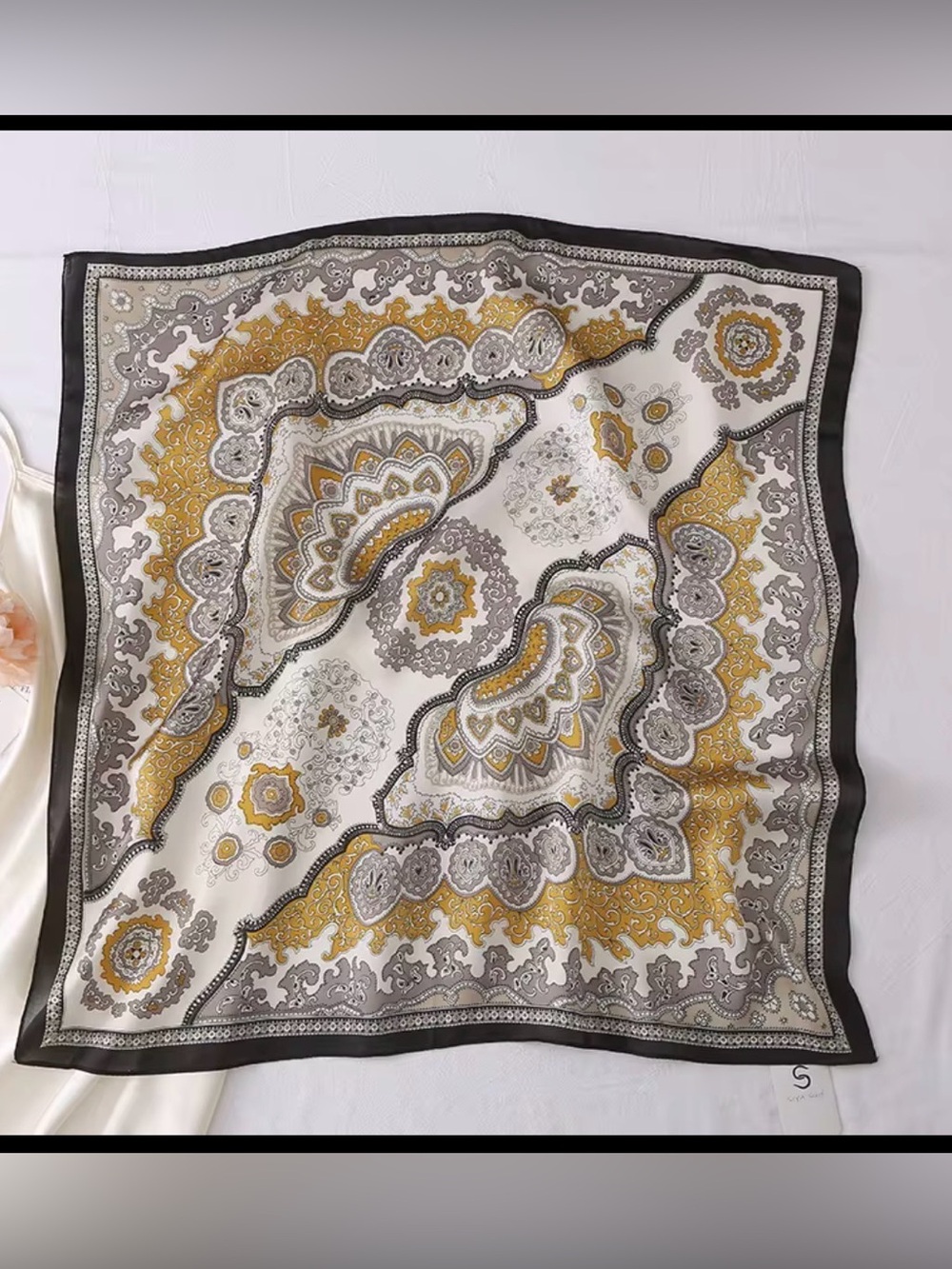 Cashew flower silk feel women’s scarf